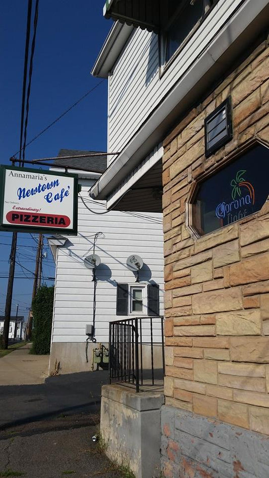 Paint a Mug at Newtown Cafe, Sunday, 11/2/25 @ 3pm